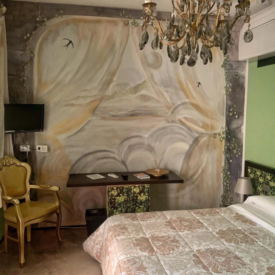 Cortiletto D'Alba Camere Con Ristorante מראה חיצוני תמונה